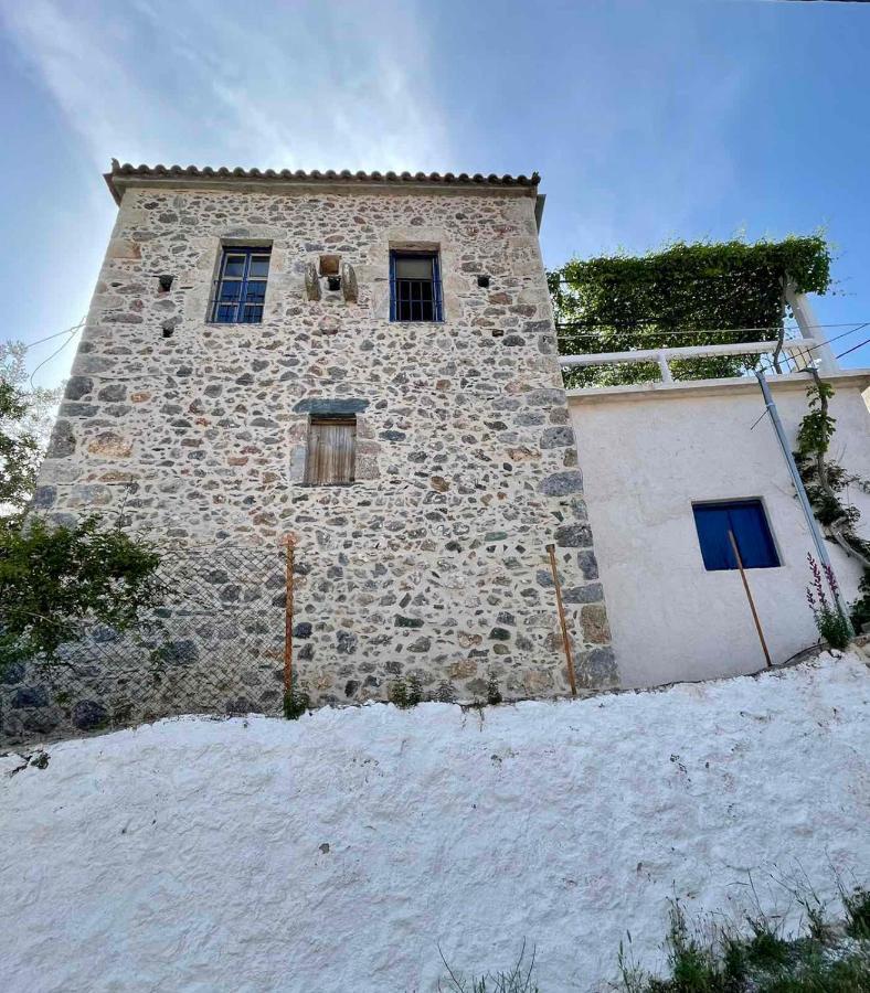 Politeika Traditional House Tirós Dış mekan fotoğraf